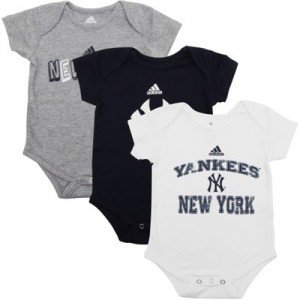 New York Yankees onesie, new york yankees creeper, yankees baby apparel, yankees toddler shirts, yankees toddler jerseys